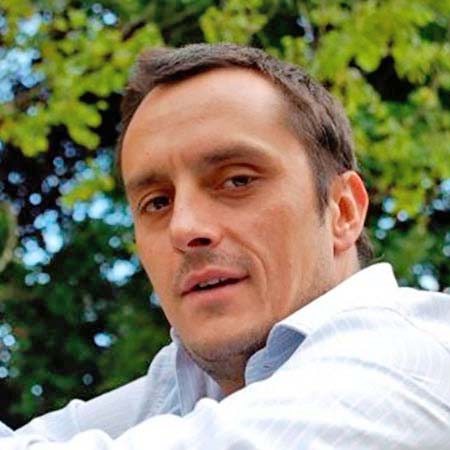 02-Andrea Robasto